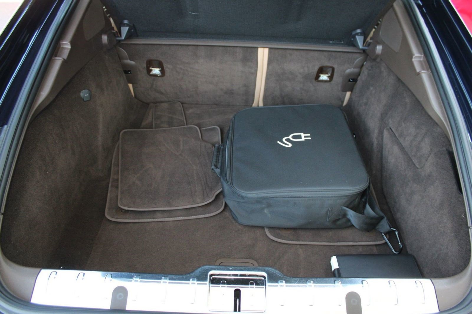 Used 2019 Porsche Panamera 4 image 31