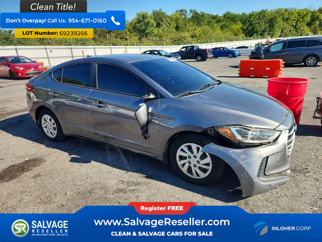 Used 2018 Hyundai Elantra SE w/ SE Connectivity Package 04 FWD image 5