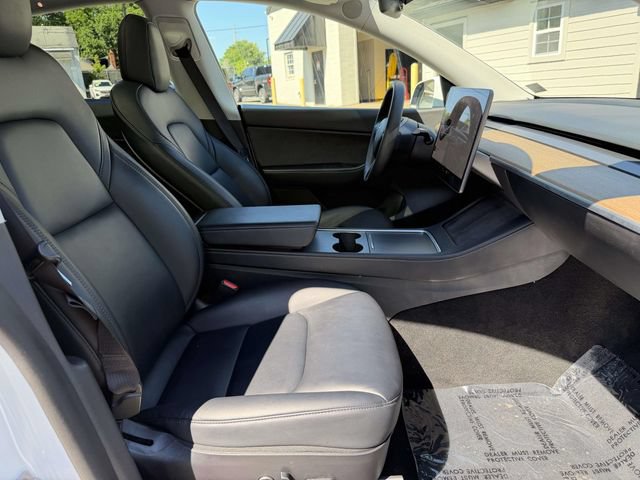 Used 2021 Tesla Model Y Long Range AWD/4WD image 12