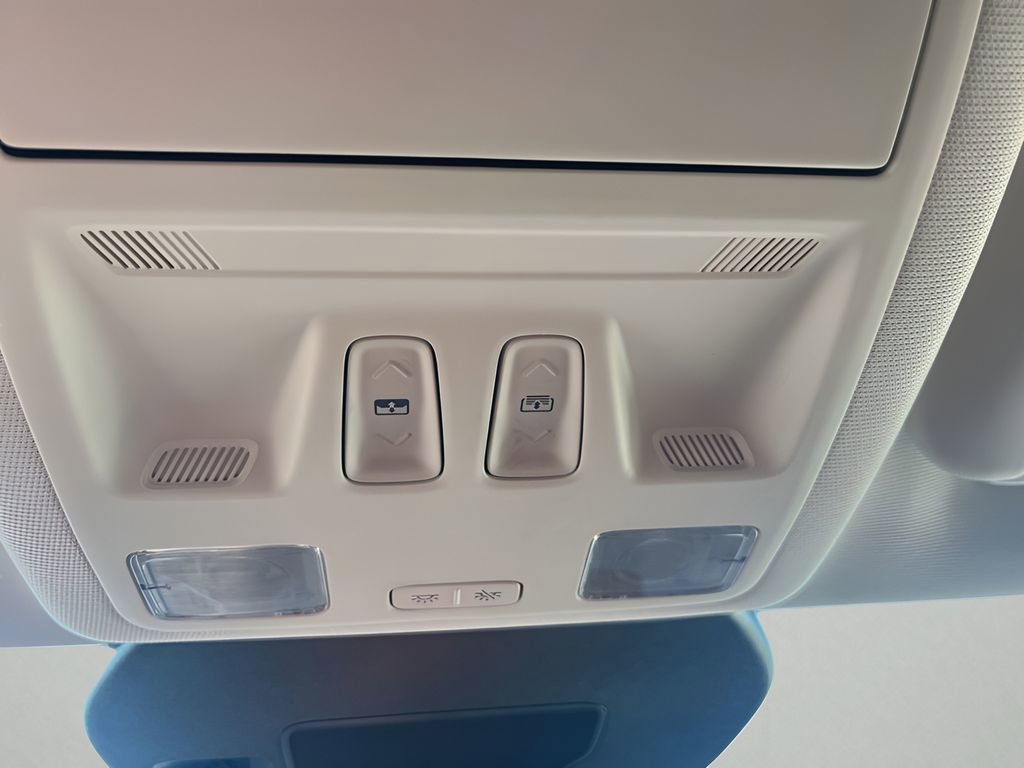 New 2025 Ford Escape SE w/ Class II Trailer Tow Package image 27