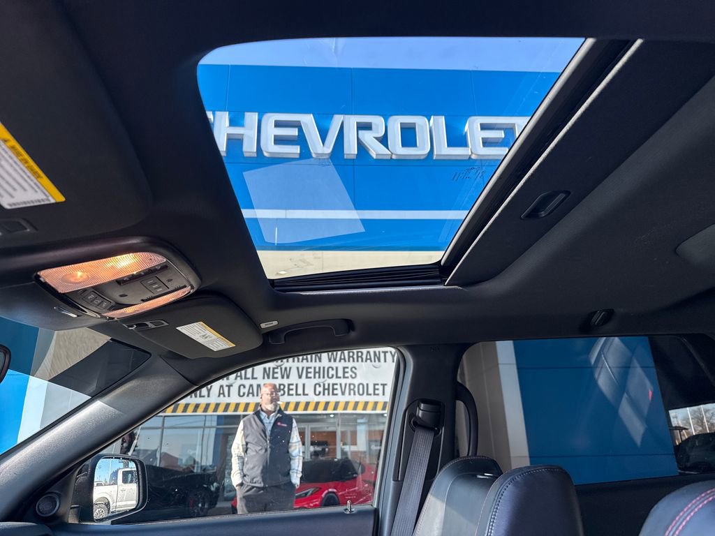 Used 2025 Dodge Durango GT image 27