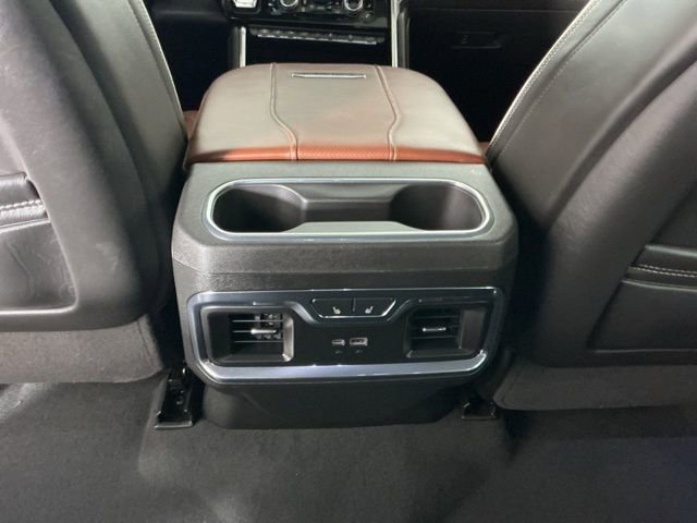 Used 2024 GMC Sierra 3500 Denali Ultimate image 28