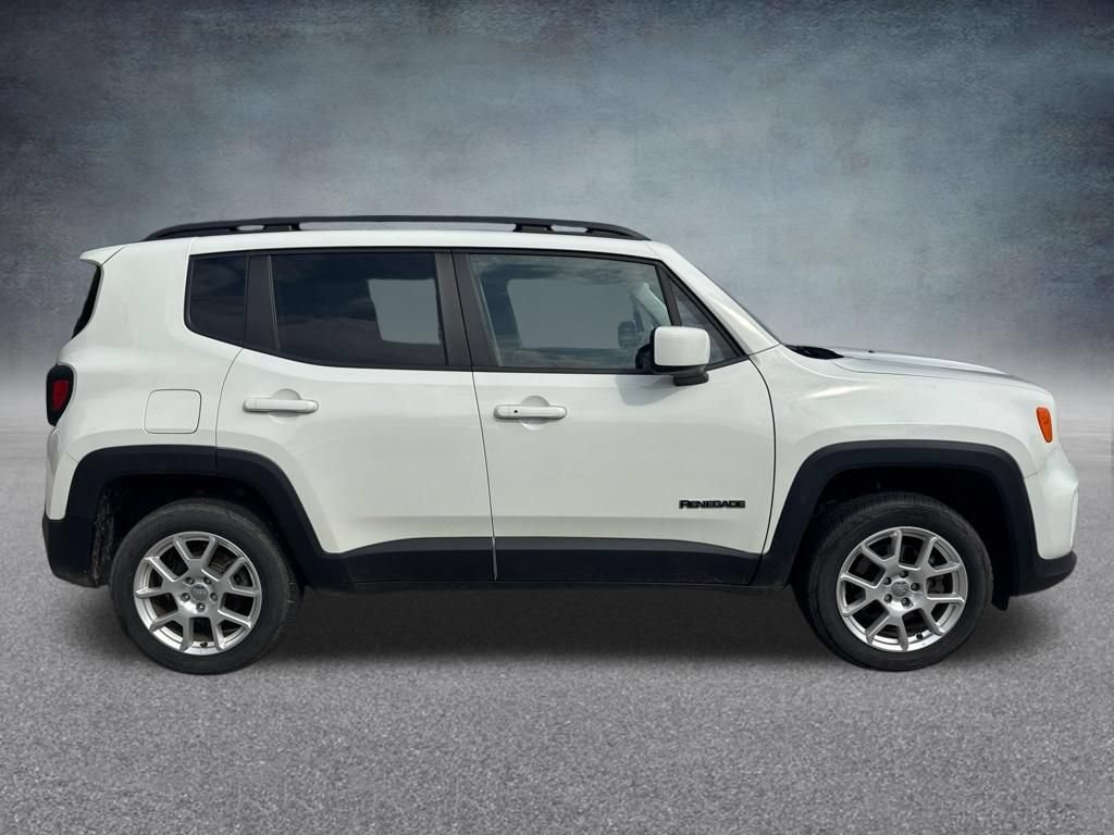 Used 2020 Jeep Renegade Latitude w/ Cold Weather Group AWD/4WD image 4