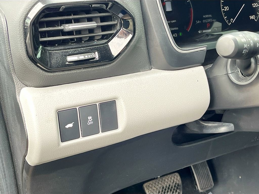 Used 2025 Honda Pilot Touring image 10
