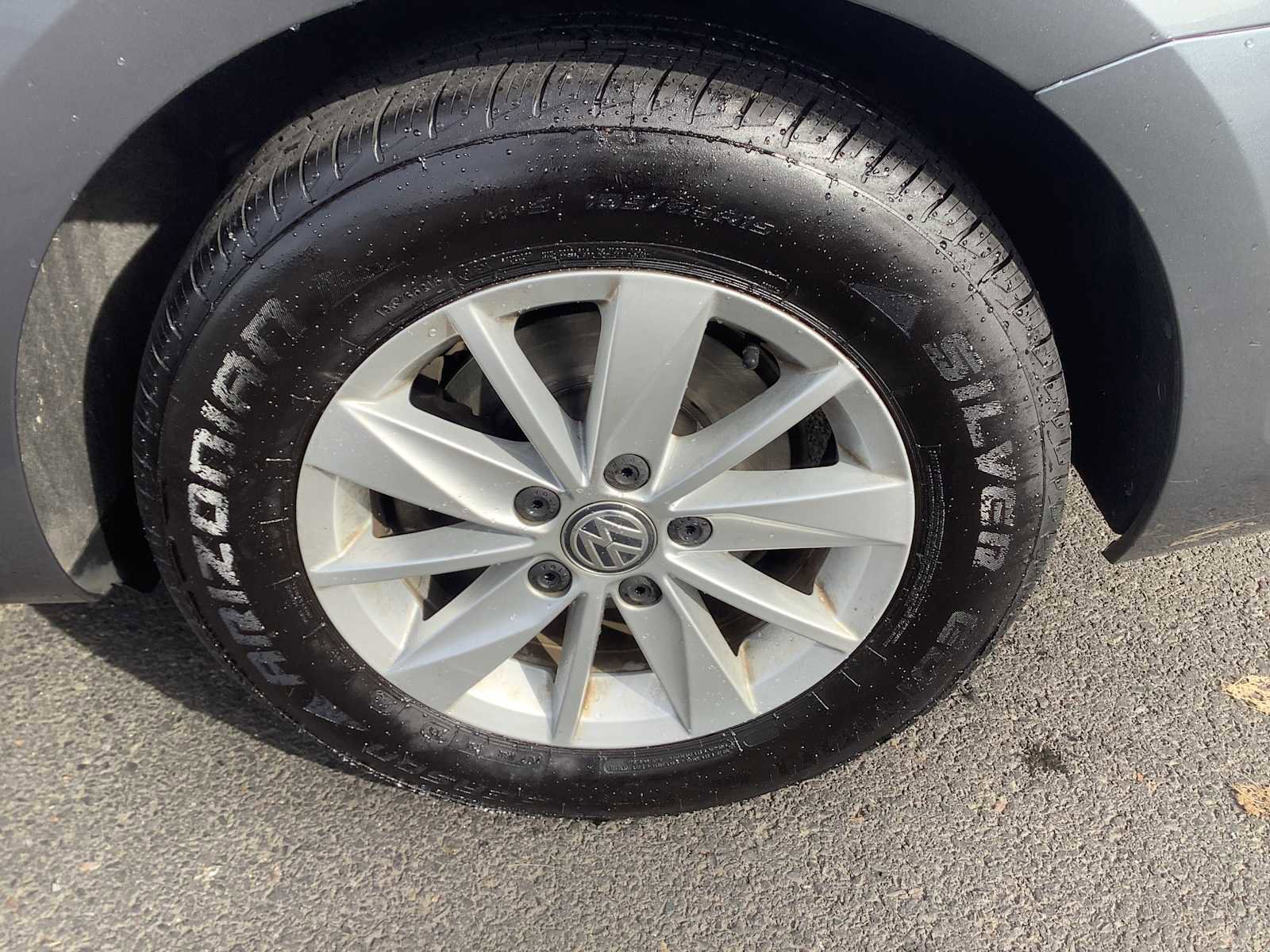 Used 2016 Volkswagen Golf S image 7