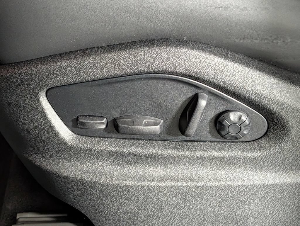 New 2026 Porsche Cayenne GTS AWD/4WD image 29