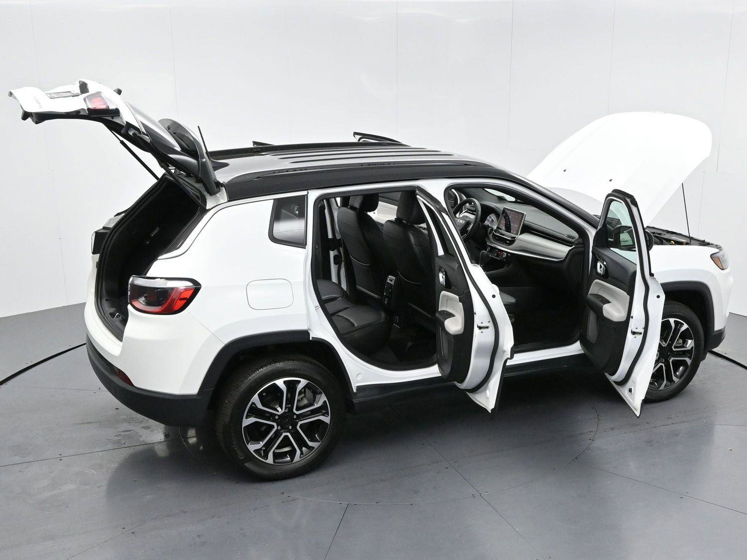 Used 2023 Jeep Compass Limited AWD/4WD image 39