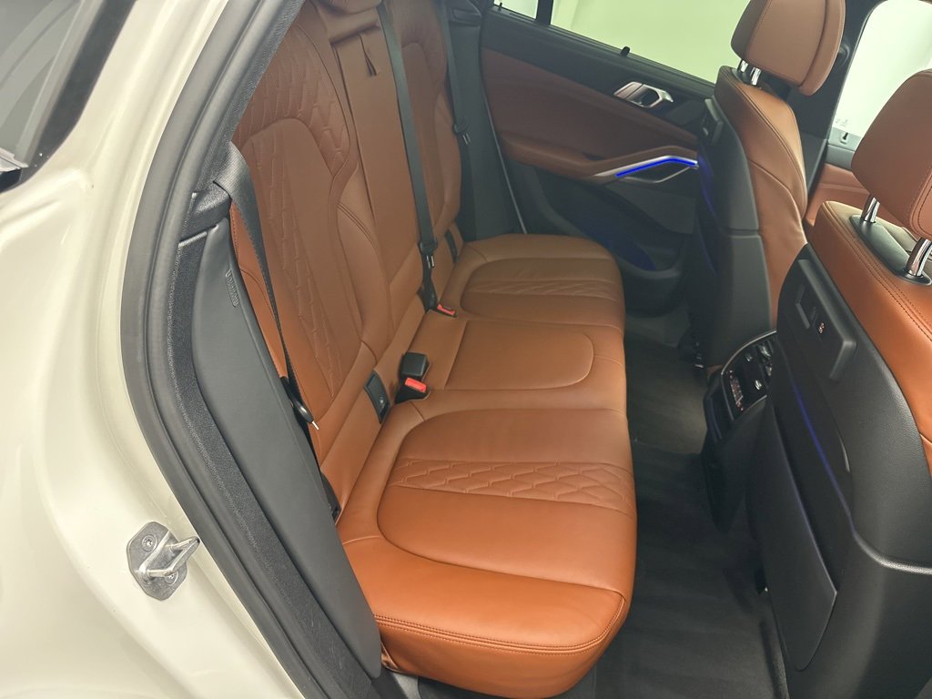 Used 2022 BMW X6 M50i w/ Executive Package image 11