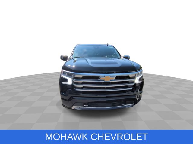 Certified 2023 Chevrolet Silverado 1500 High Country w/ High Country Premium Package AWD/4WD image 3