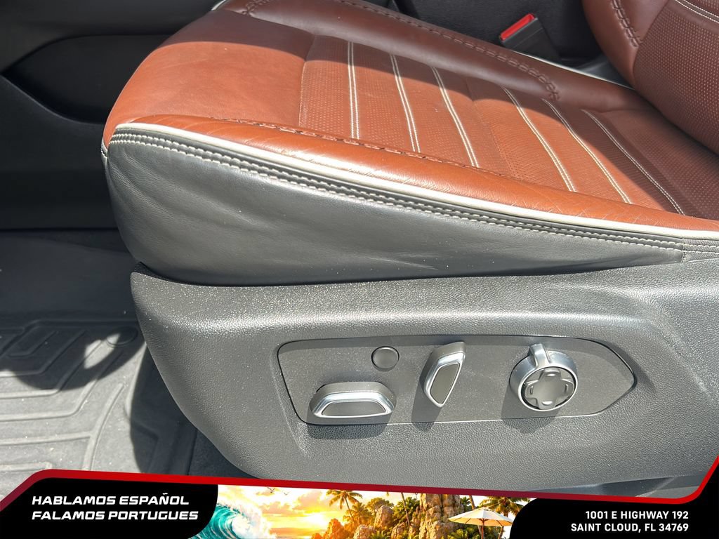 Used 2023 GMC Yukon Denali Ultimate AWD/4WD image 14