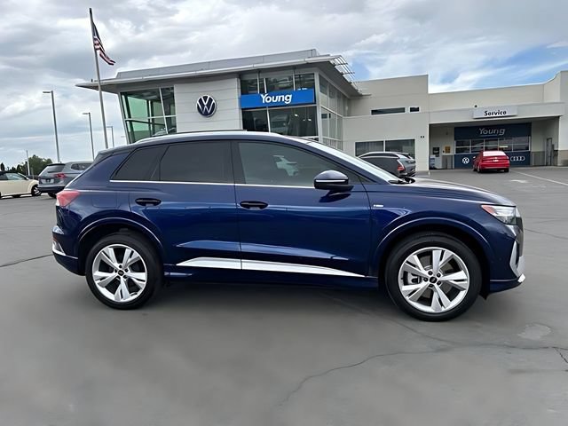 Used 2023 Audi Q4 e-tron Prestige w/ 20" Wheel Package AWD/4WD image 2