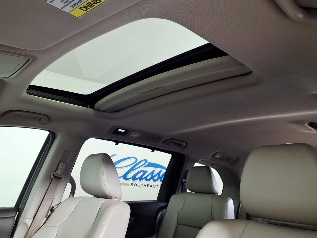 Used 2016 Honda Odyssey EX-L image 17