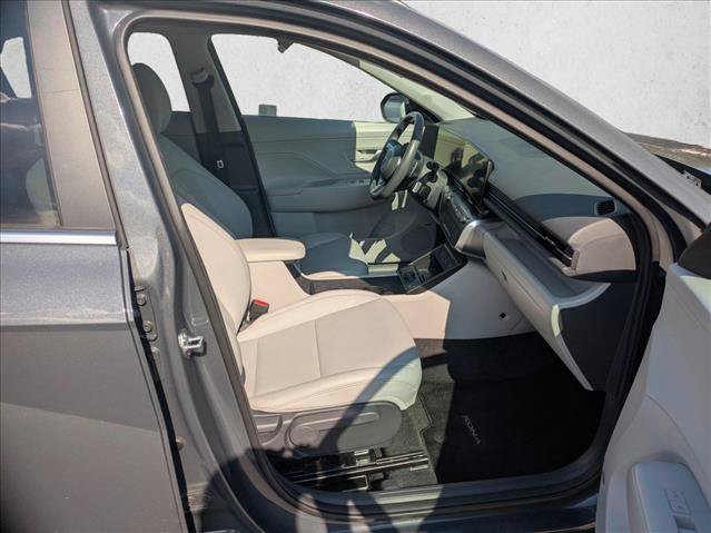 Used 2024 Hyundai Kona Limited FWD image 19