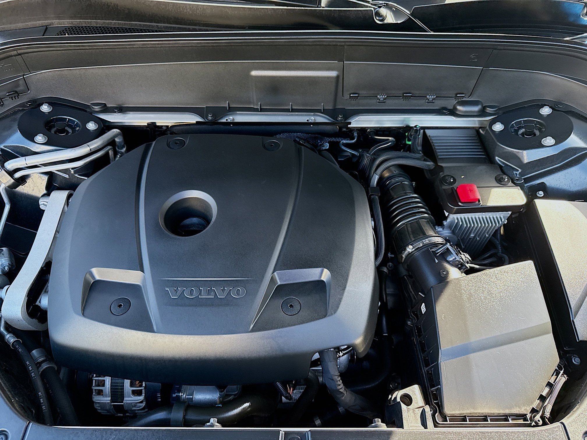 Used 2021 Volvo XC90 T6 Momentum w/ Advanced Package image 36