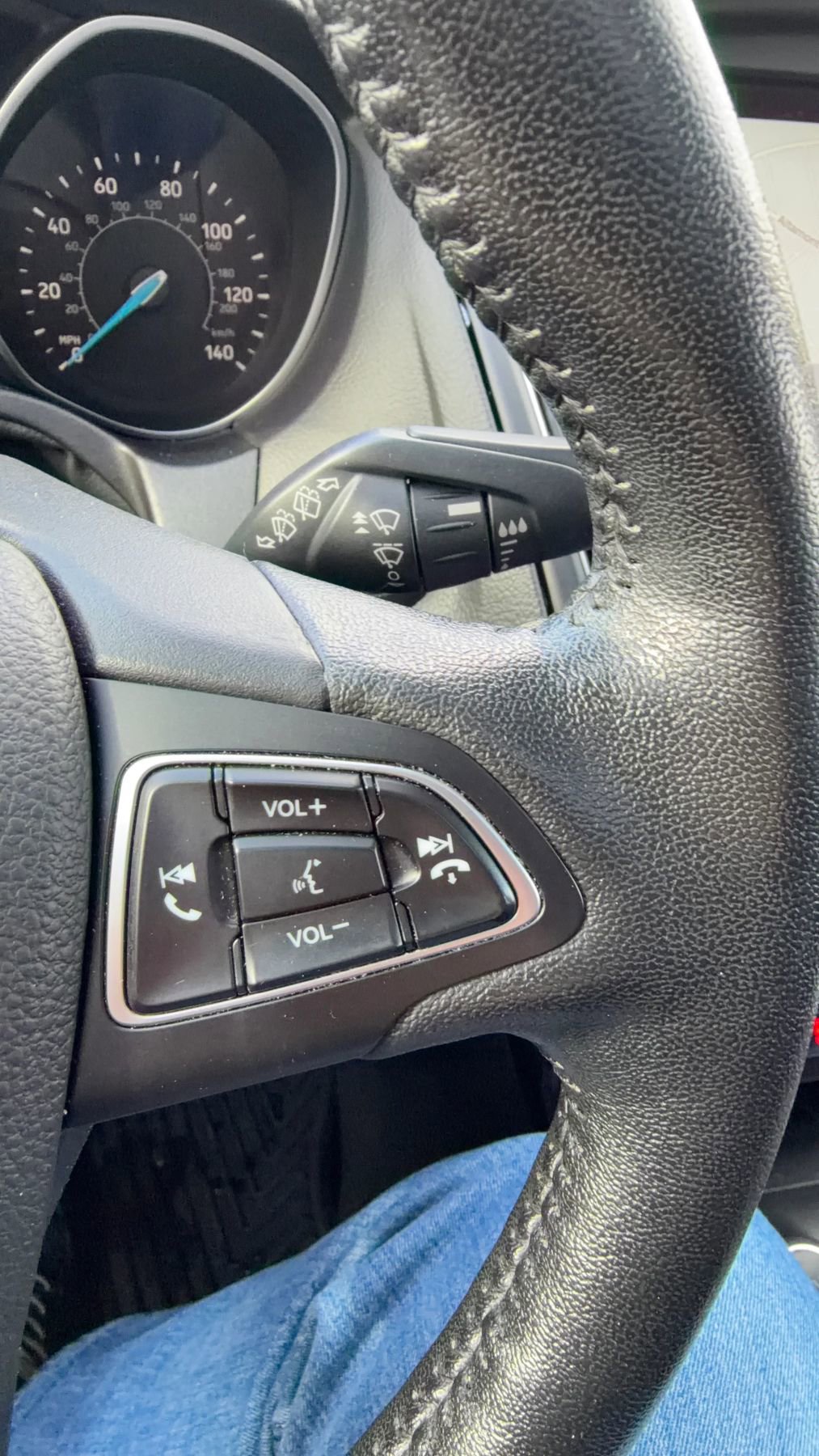 Used 2017 Ford Focus Titanium FWD image 24