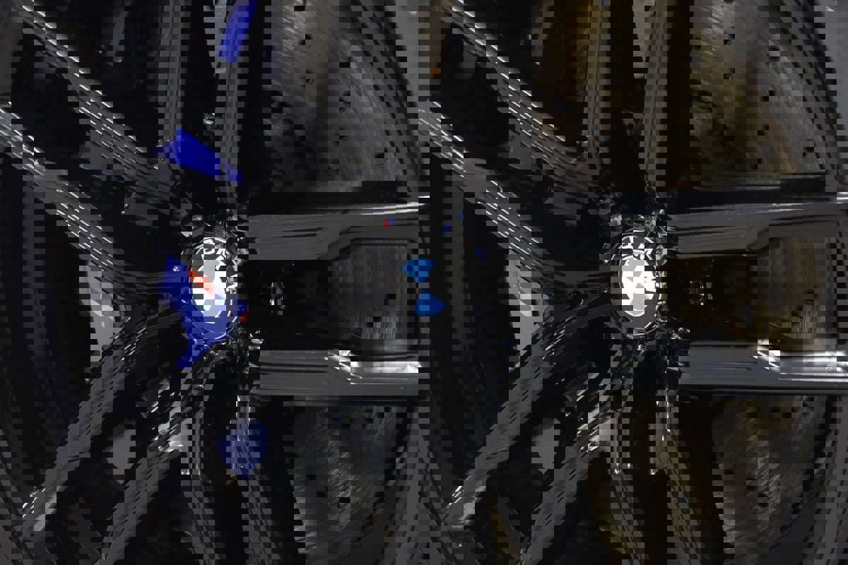 Used 2020 BMW M8 Coupe w/ Driving Assistance Package image 19