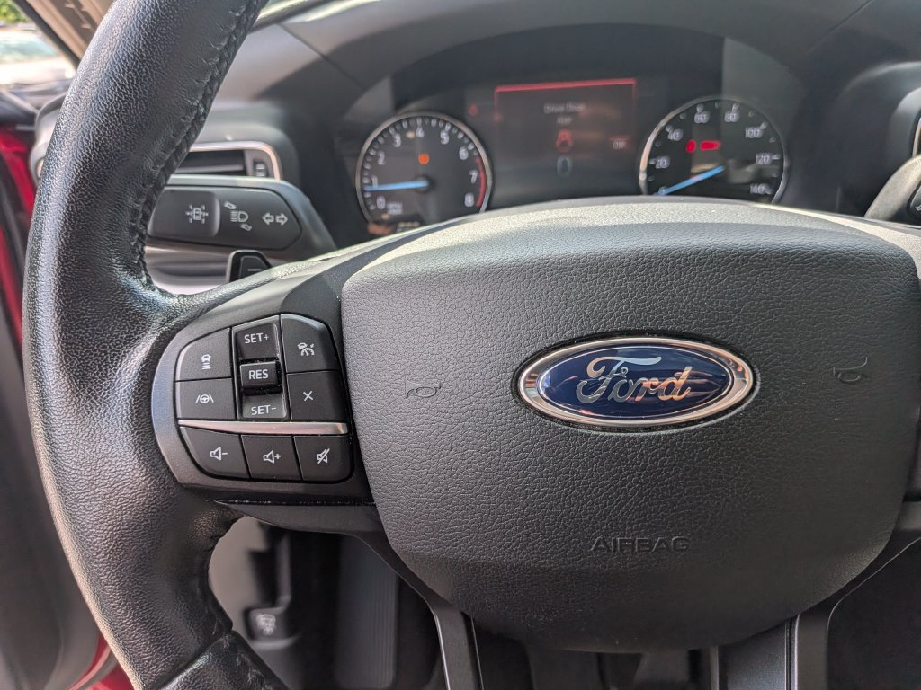 Used 2020 Ford Explorer XLT w/ Equipment Group 202A RWD image 13