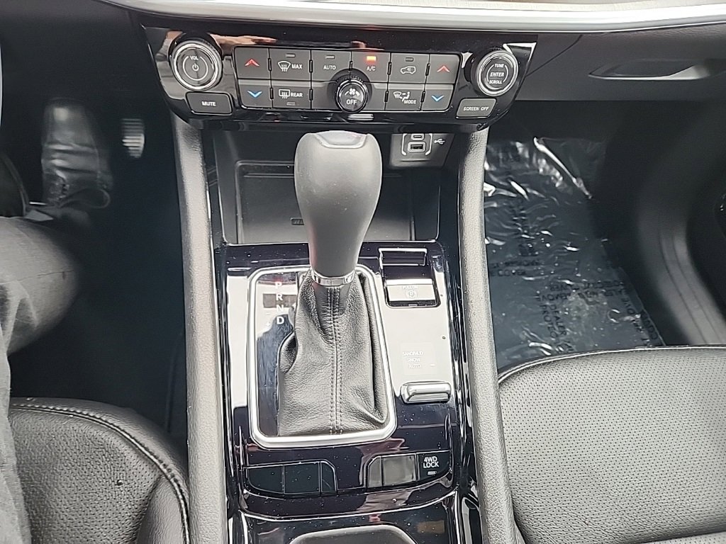 Certified 2024 Jeep Compass Limited w/ Elite Group image 18