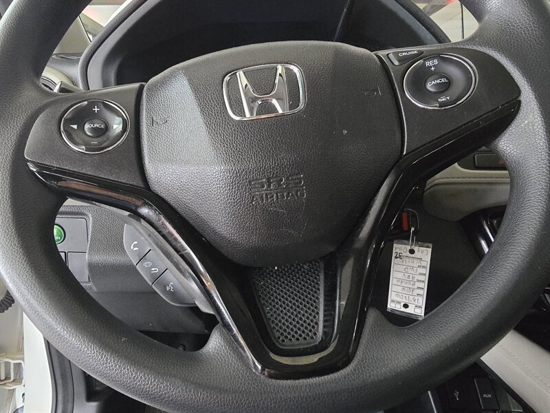 Used 2016 Honda HR-V LX image 17