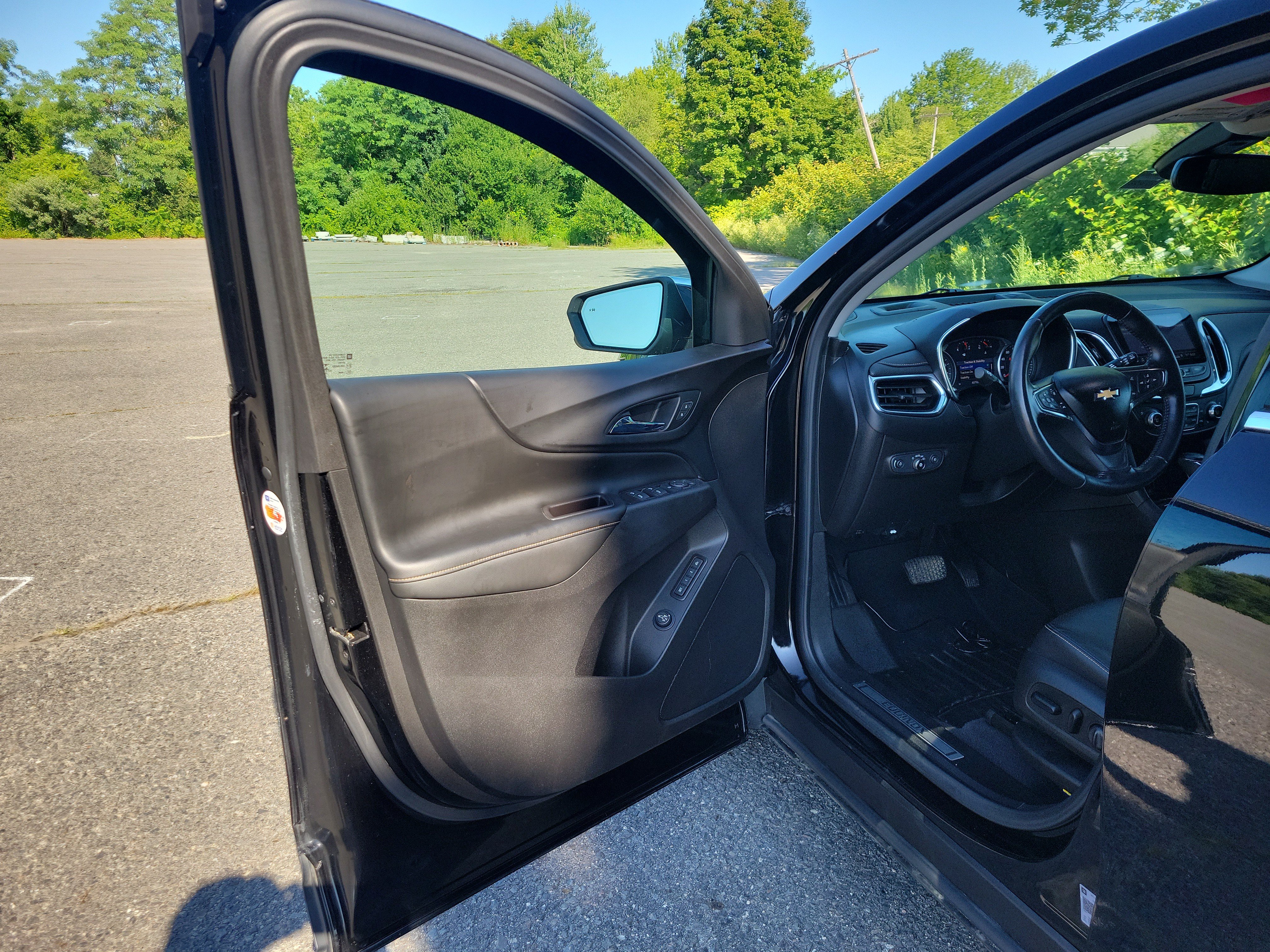 Used 2021 Chevrolet Equinox Premier AWD/4WD image 15