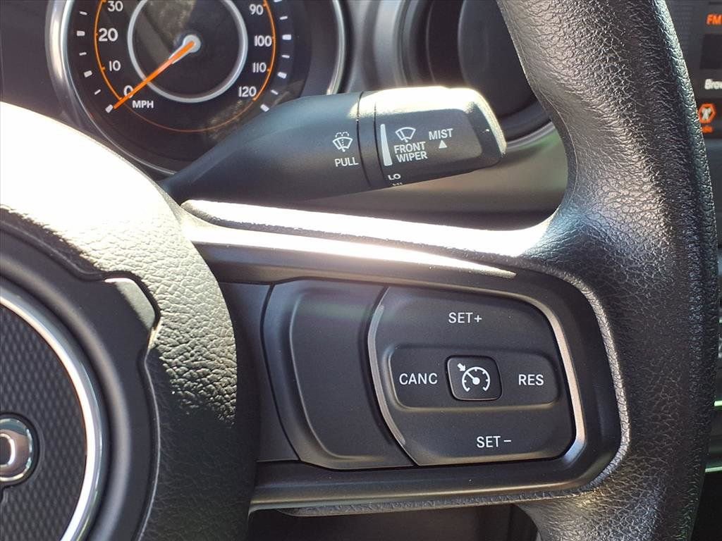 Used 2022 Jeep Wrangler Sport AWD/4WD image 13