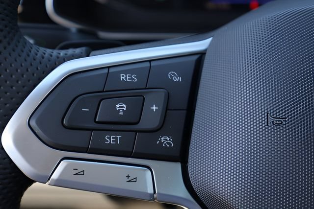 Used 2026 Volkswagen Jetta GLI Autobahn FWD image 19