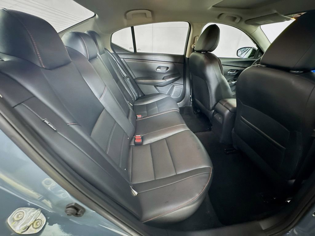 Used 2024 Nissan Sentra SR w/ SR Premium Package FWD image 33