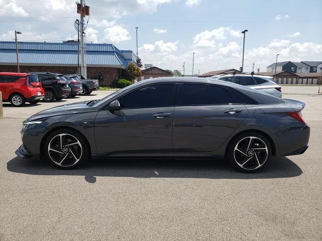 Used 2023 Hyundai Elantra N Line w/ Preferred Accessory Package FWD image 2