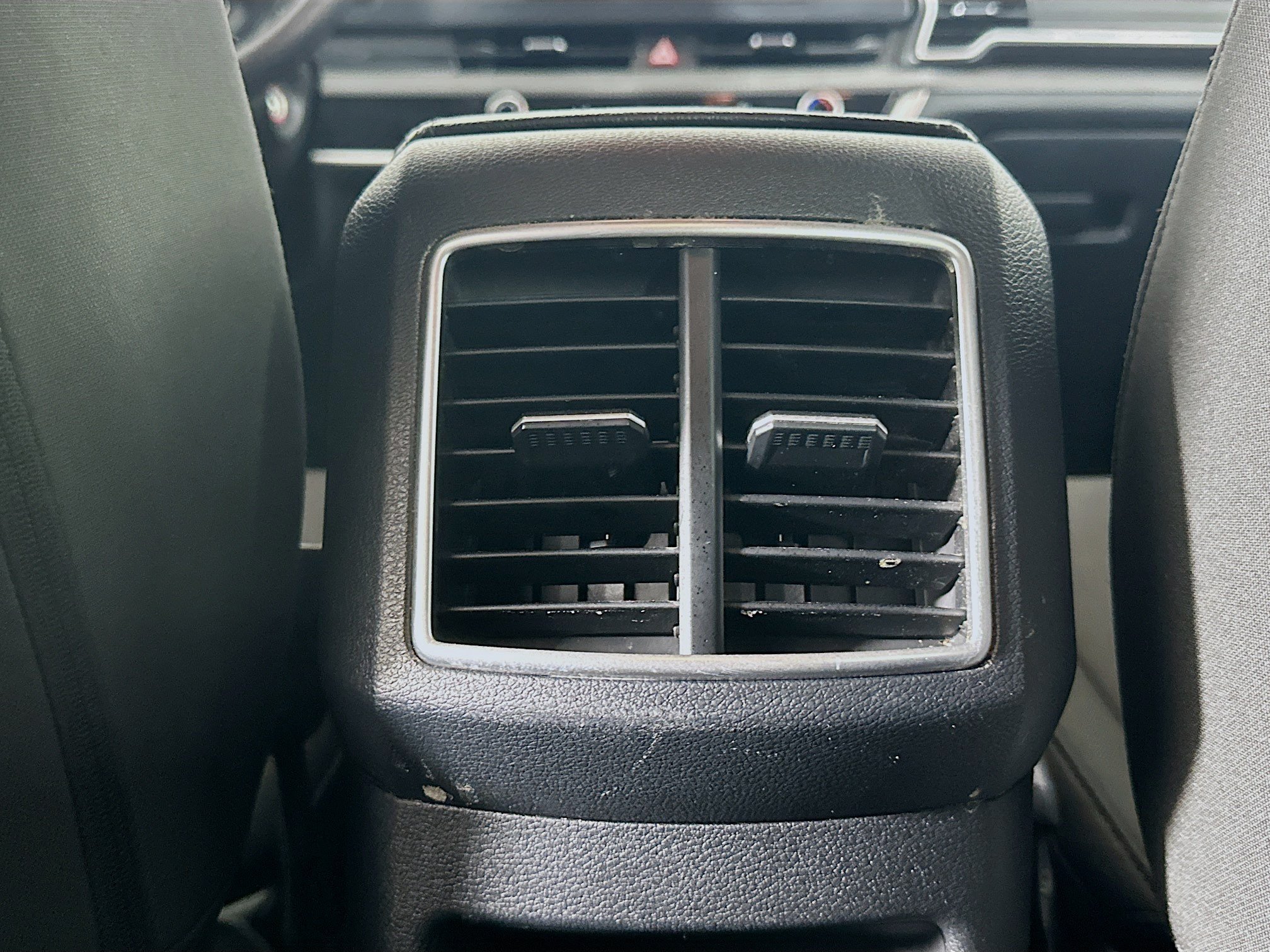 Used 2025 Kia Sportage LX FWD image 26