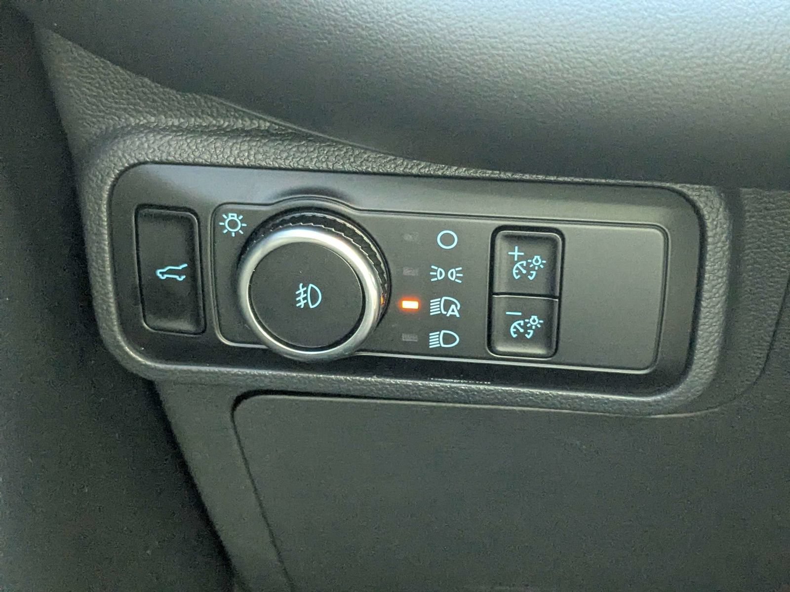 Used 2025 Ford Explorer ST-Line w/ Premium Package AWD/4WD image 29