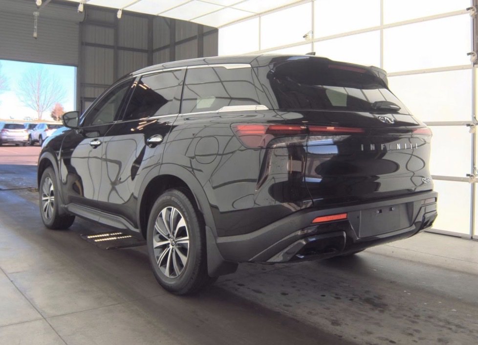 Certified 2024 INFINITI QX60 Pure image 5