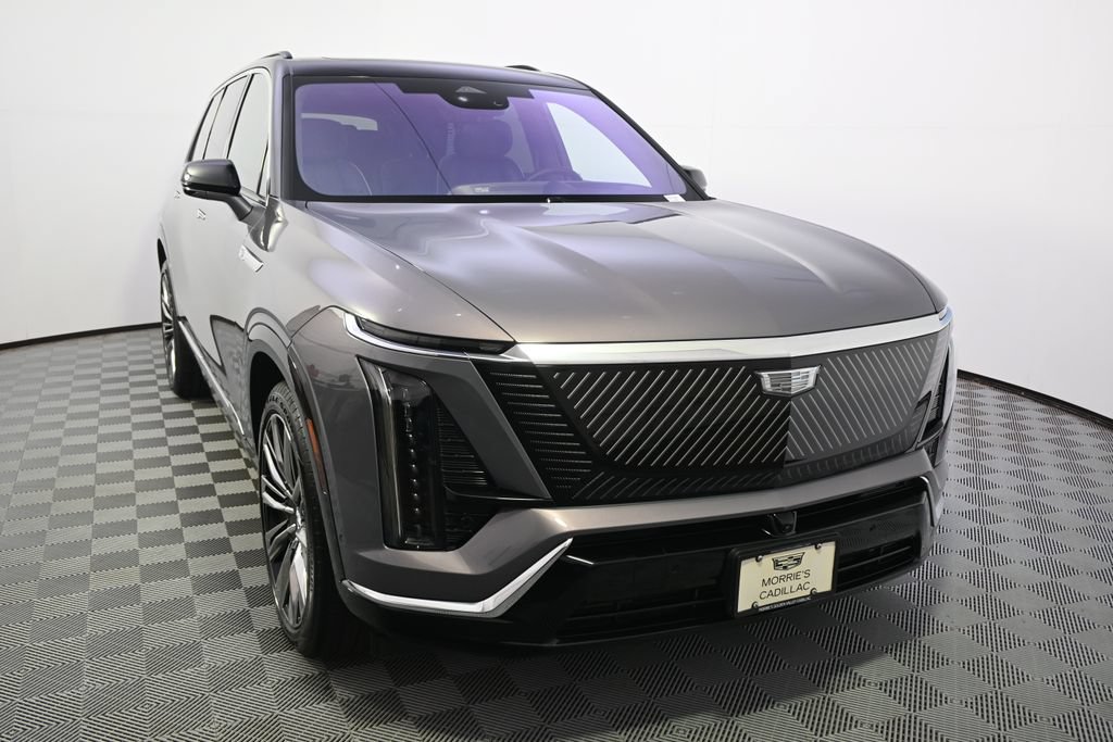 New 2026 Cadillac Vistiq Premium Luxury w/ LPO, Floor Liner Package AWD/4WD image 9