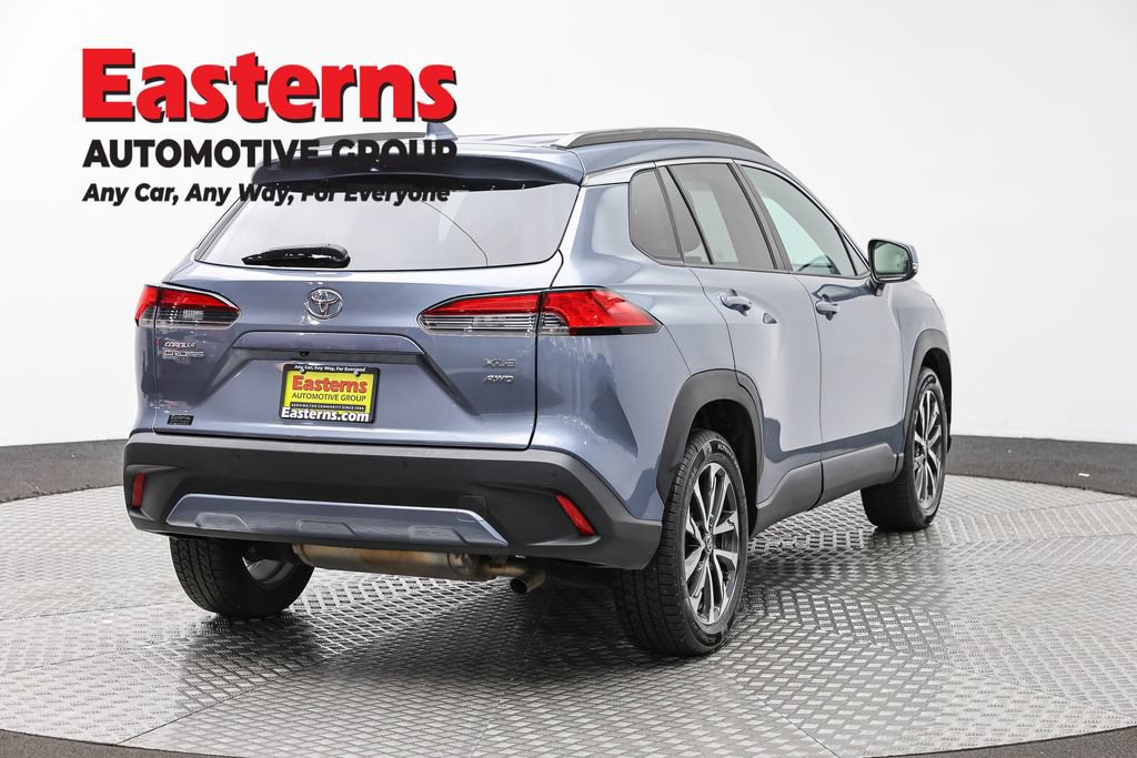Used 2022 Toyota Corolla Cross XLE w/ Convenience Package AWD/4WD image 5