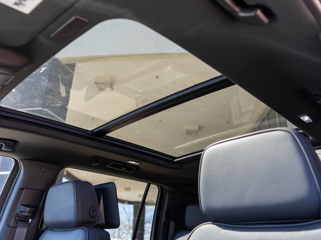 New 2026 GMC Yukon XL Denali image 12