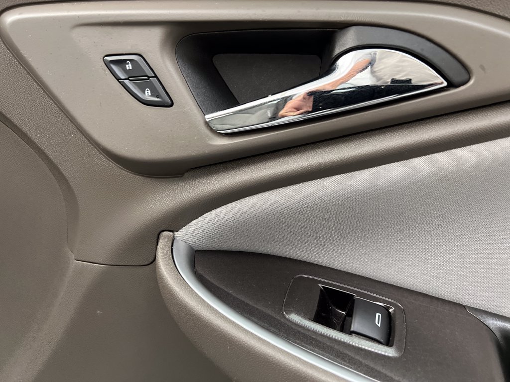 Used 2025 Chevrolet Malibu LT FWD image 29
