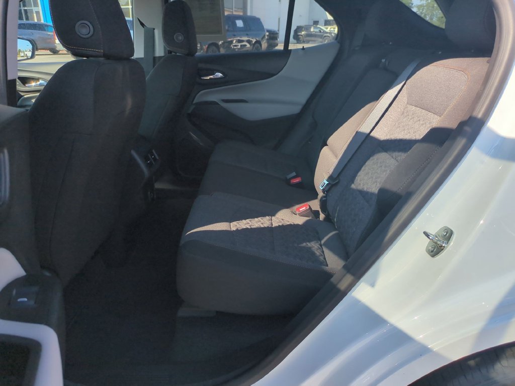Used 2024 Chevrolet Equinox LT FWD image 29