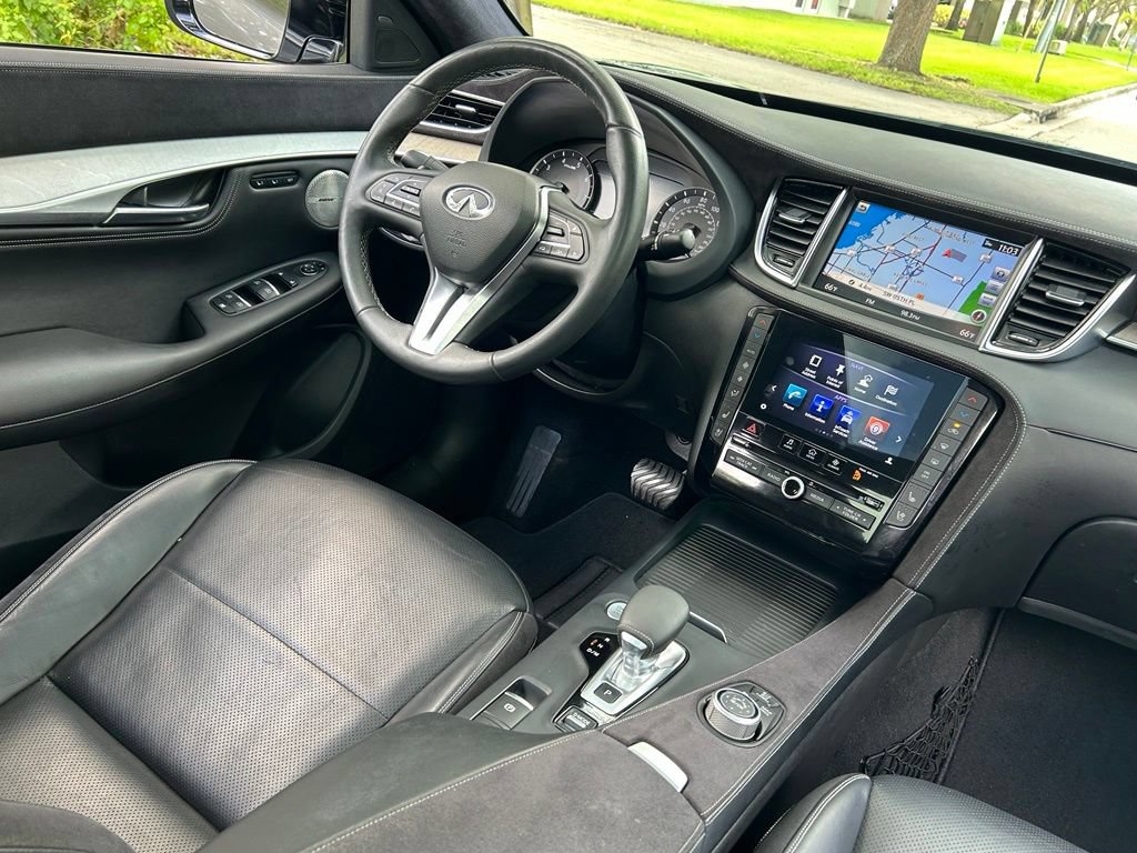 Used 2019 INFINITI QX50 Essential w/ Sensory Package AWD/4WD image 10