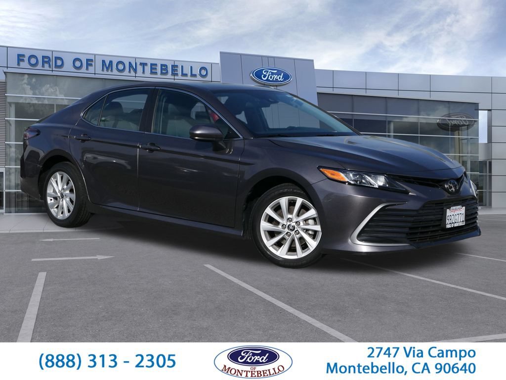 Used 2022 Toyota Camry LE w/ Carpet Mat Package (TMS) FWD image 1