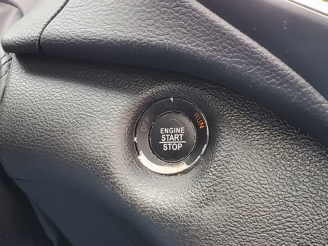 Certified 2022 Jeep Cherokee Limited AWD/4WD image 23