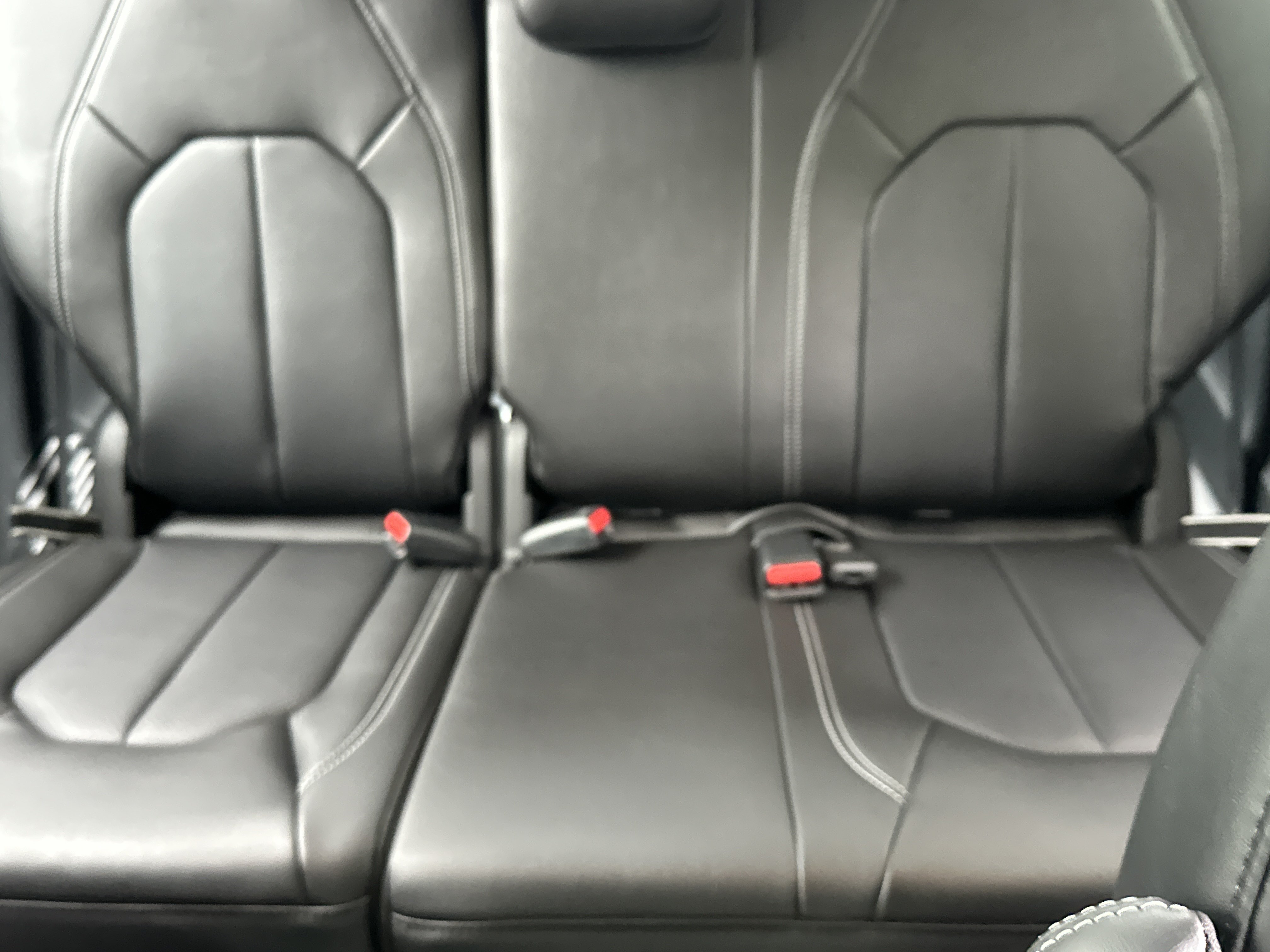 New 2027 Chrysler Pacifica Select w/ Family Tech Group FWD image 29