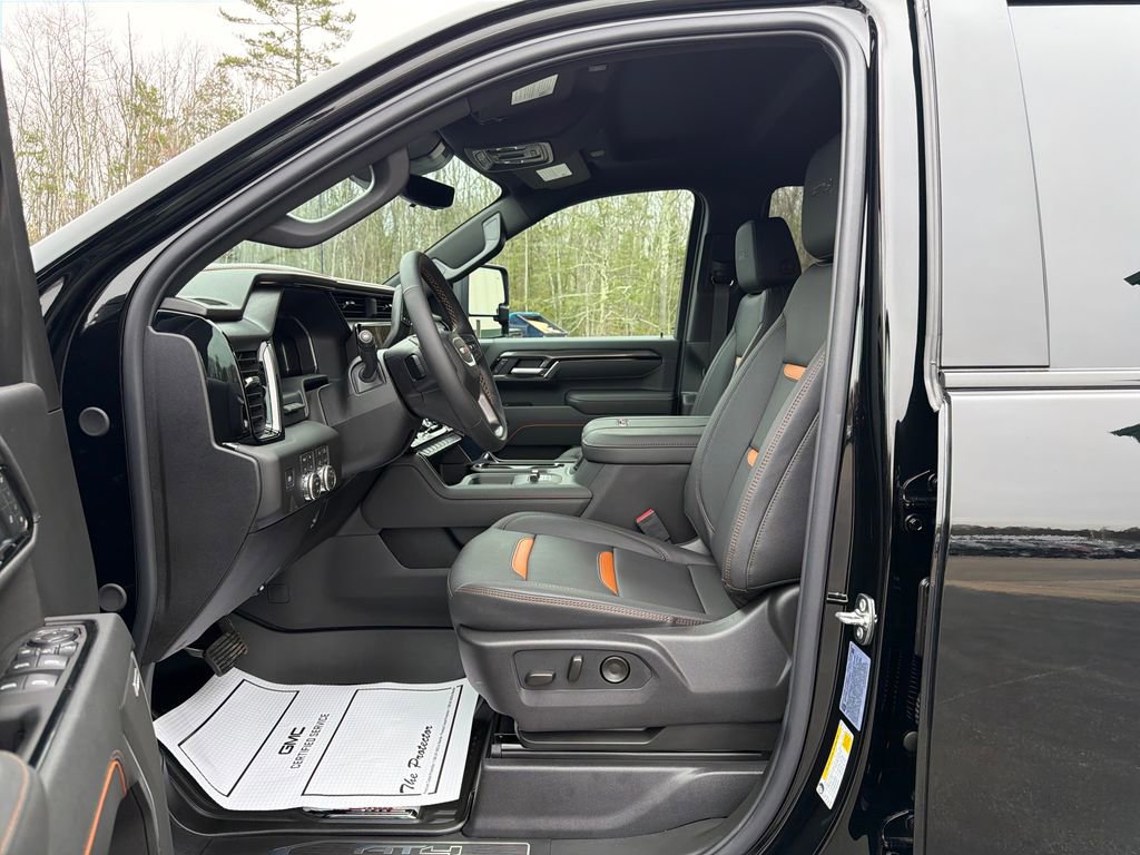 New 2026 GMC Sierra 2500 AT4 w/ Technology Package AWD/4WD image 21