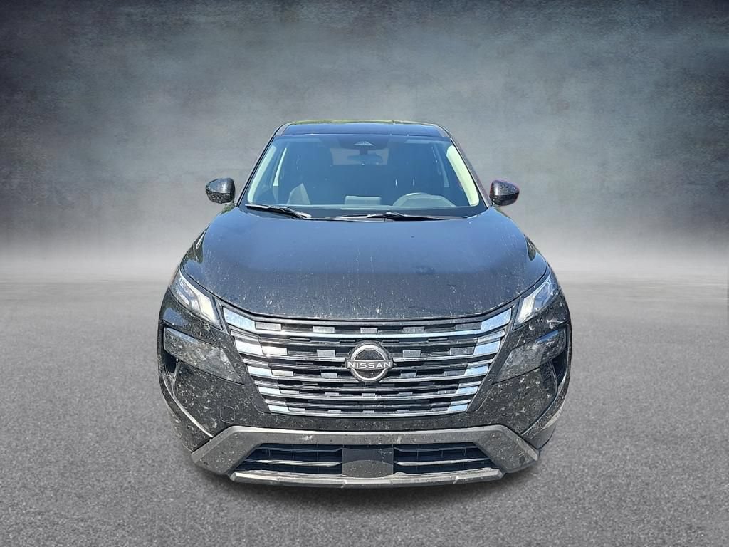 Used 2025 Nissan Rogue SV FWD image 3