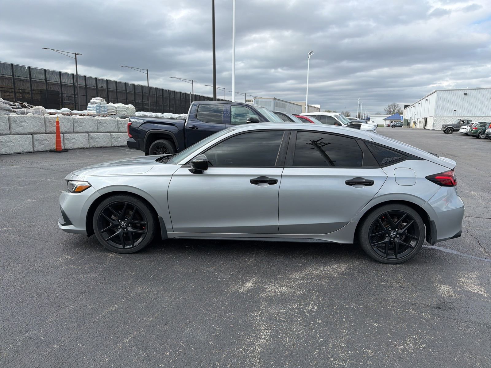 Used 2022 Honda Civic Sport image 3