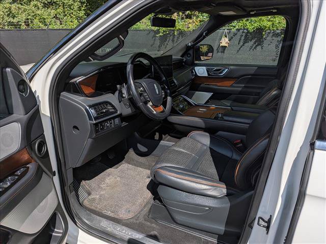Used 2023 Lincoln Navigator Black Label AWD/4WD image 29