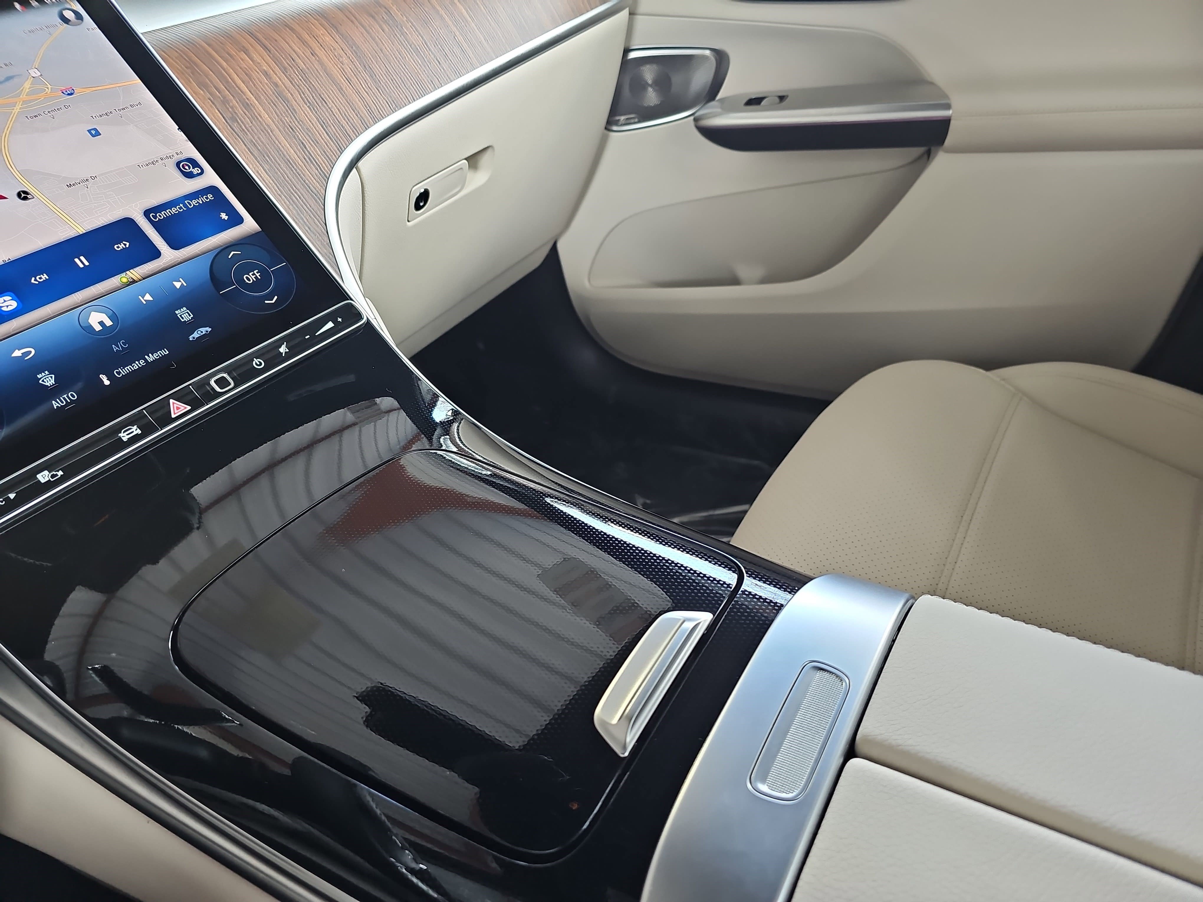 Certified 2026 Mercedes-Benz GLC 300 4MATIC image 27