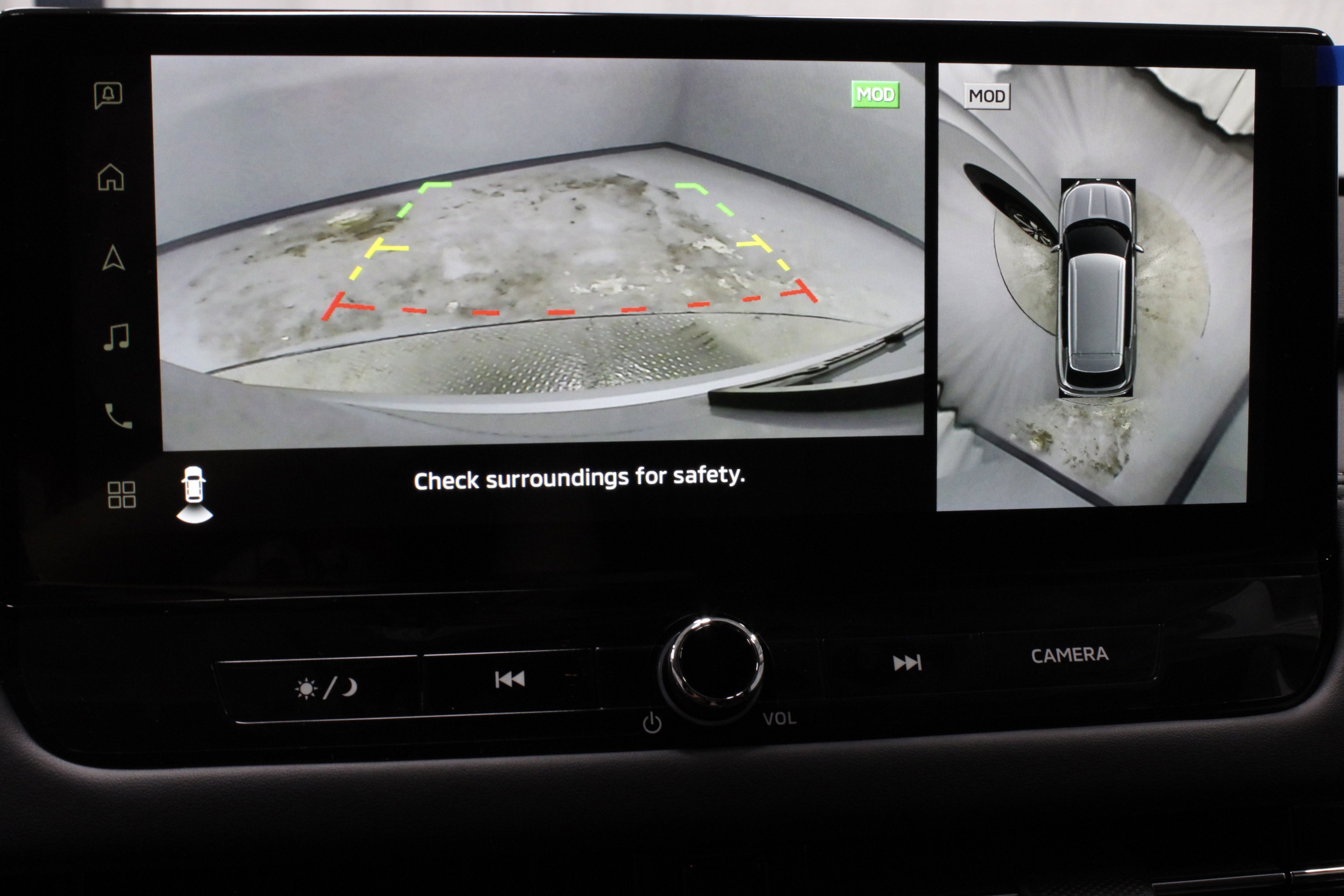 New 2025 Mitsubishi Outlander SE image 22