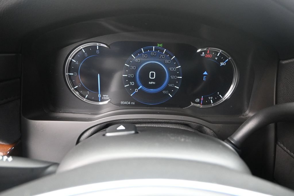 Used 2019 Cadillac Escalade Premium Luxury RWD image 11