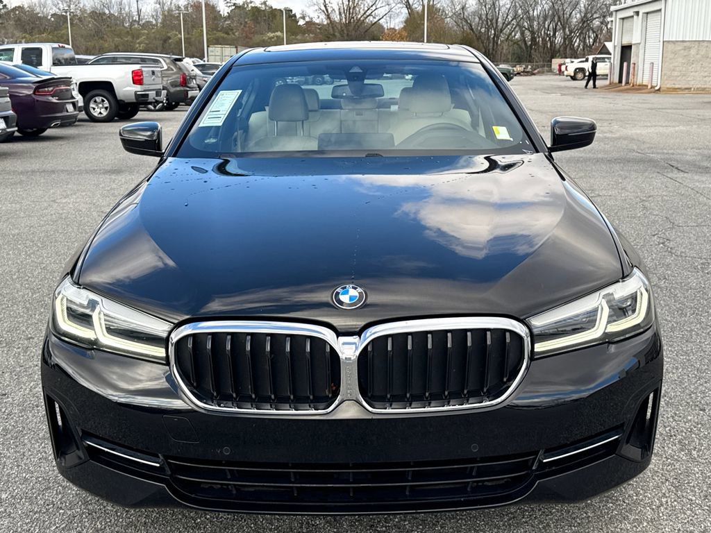 Used 2023 BMW 530i xDrive w/ Premium Package image 8