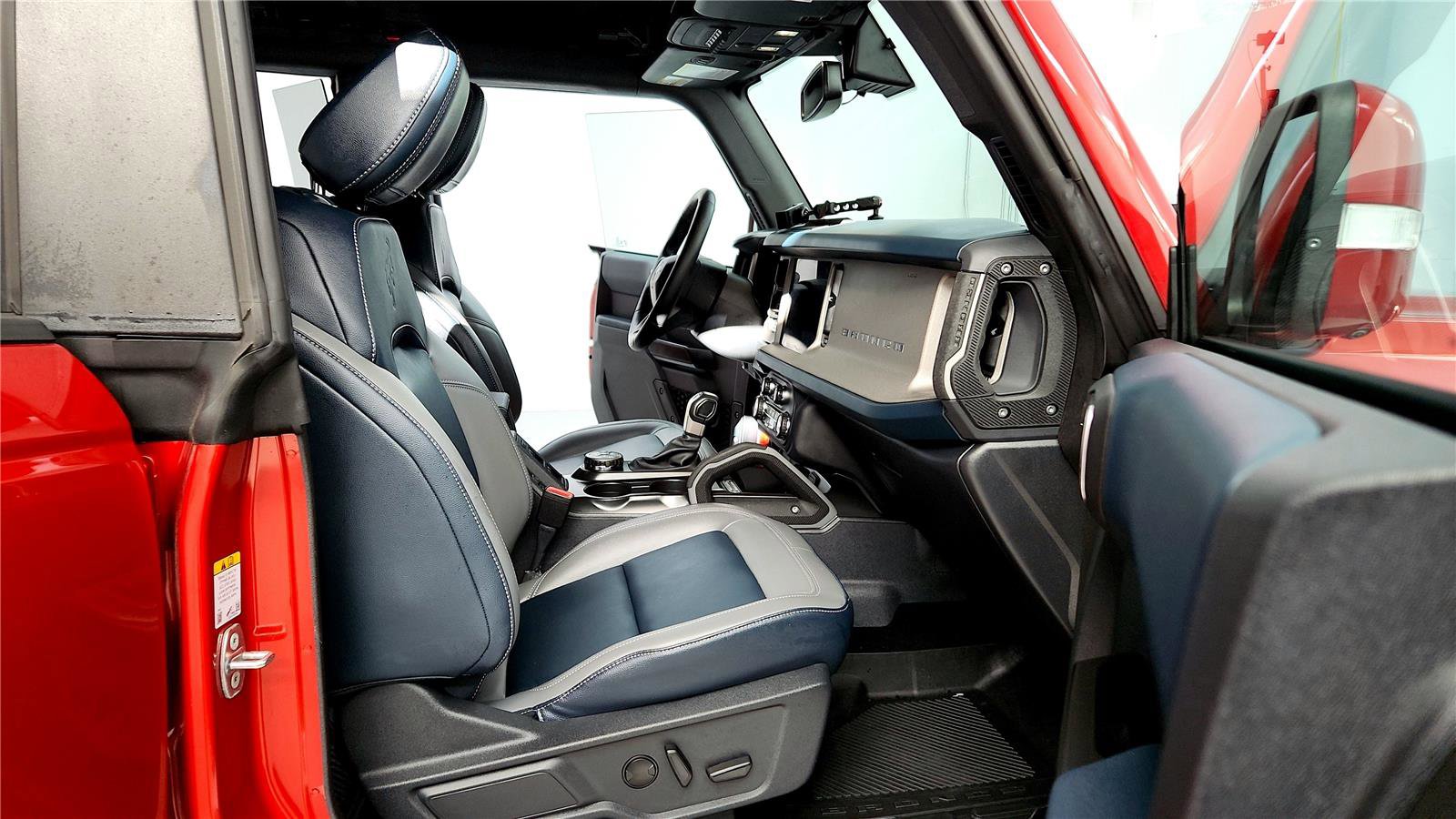 Used 2024 Ford Bronco Outer Banks w/ Sasquatch Package image 17