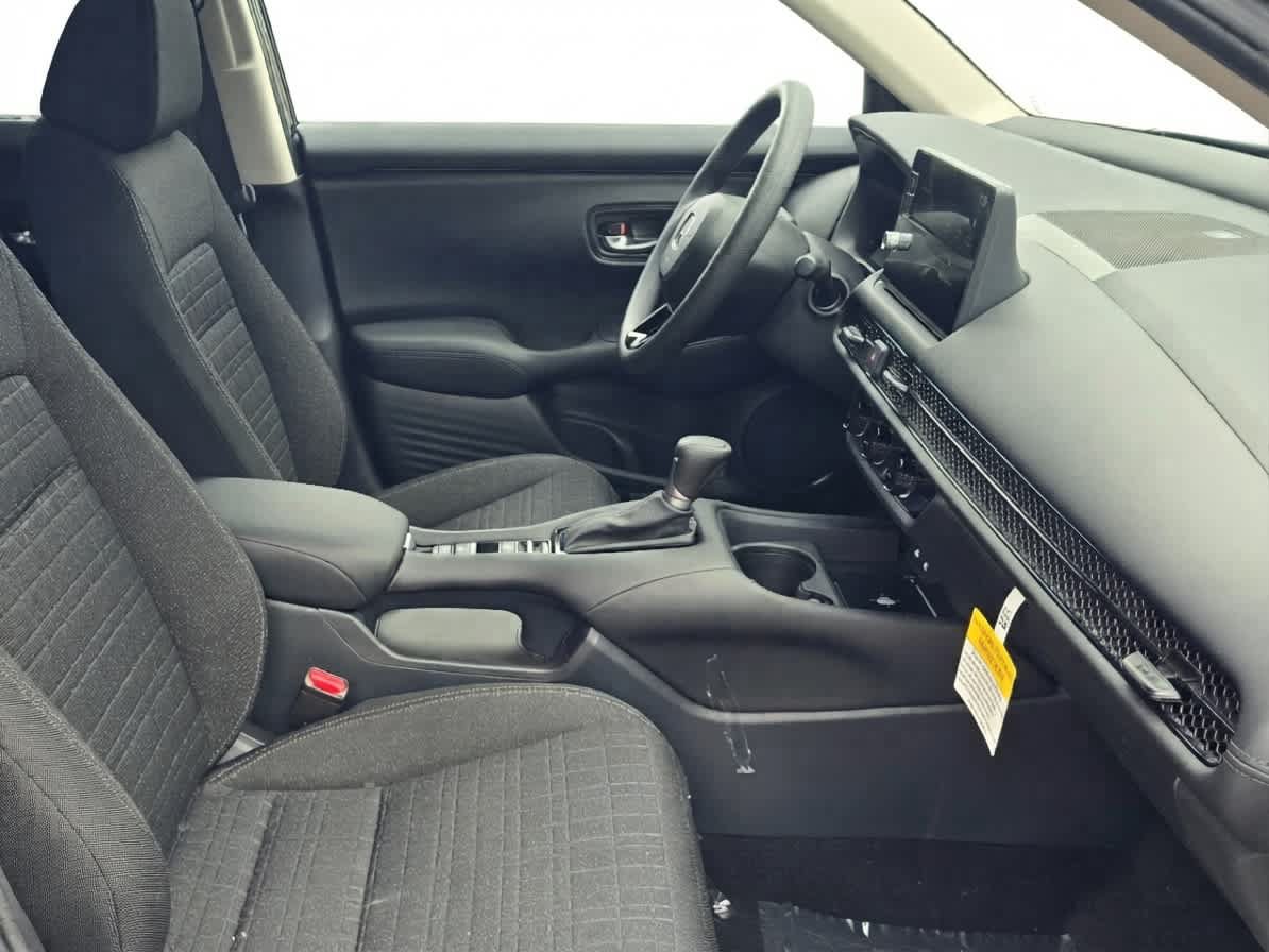 New 2027 Honda HR-V LX image 31
